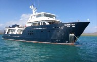 dramatic rescue: 13 rescued from luxury yacht moments before sinking (vid)