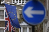 μπροστά και με διαφορά το brexit