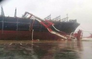 watch: giant 14,000 teu containership breaks free during super typhoon meranti (vid + picts)