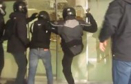 εισβολή του «ρουβίκωνα» σε συμβολαιογραφικό γραφείο που «πρωταγωνιστεί» στους πλειστηριασμούς