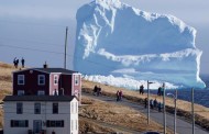 πάνω από 400 παγόβουνα εισήλθαν στις θαλάσσιες οδούς του βορείου ατλαντικού