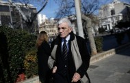 το πε και τo κανε ο μπουτάρης – δεν πήγε στη μαθητική παρέλαση