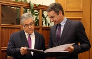 συλλαλητήριο κουτσούμπα με επιχειρήματα μητσοτάκη