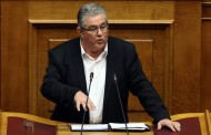 o κουτσούμπας, το σύνταγμα και ο στάλιν