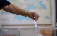 Δημοσκόπηση pro rata: Στο 5,5% η διαφορά ΝΔ - ΣΥΡΙΖΑ