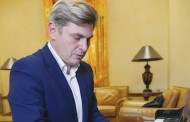 Νικόλας Φαραντούρης: «Ε, λοιπόν, δεν είμαστε όλοι ίδιοι»