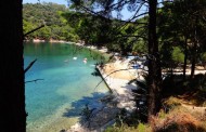 έφοδος εισαγγελέων σε όλη τη χώρα για αυθαίρετα στον αιγιαλό