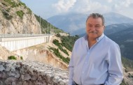 θόδωρος γαλιατσάτος 