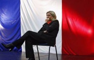 γαλλία: «παλινόρθωση» της δεξιάς - περιορίζεται η λεπέν