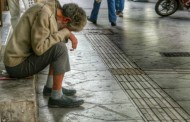 eurostat: σε συνθήκες φτώχειας πάνω από 1 στους 3 έλληνες