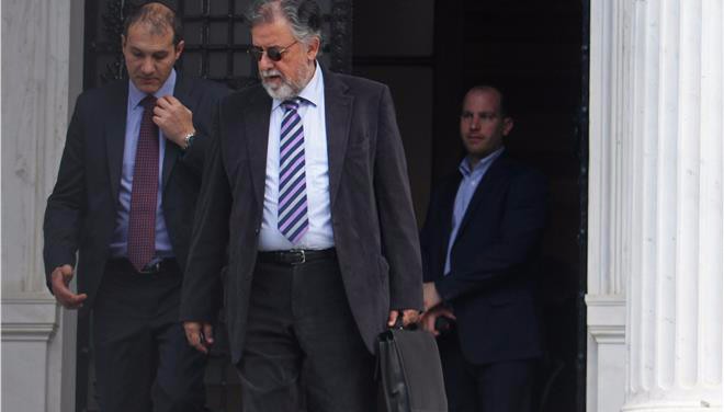 πανούσης: «με τις γραπτές μου παρεμβάσεις στηρίζω τον πρωθυπουργό και την κυβέρνηση» πανούσης: «με τις γραπτές μου παρεμβάσεις στηρίζω τον πρωθυπουργό και την κυβέρνηση»