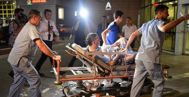 επίθεση στην κωνσταντινούπολη: 41 νεκροί και 239 τραυματίες ο τραγικός απολογισμός (3 vids) επίθεση στην κωνσταντινούπολη: 41 νεκροί και 239 τραυματίες ο τραγικός απολογισμός (3 vids)