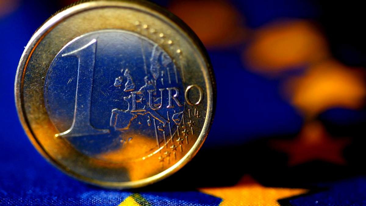 η επιβίωση του ευρώ παίζεται στις κάλπες του 2017 η επιβίωση του ευρώ παίζεται στις κάλπες του 2017
