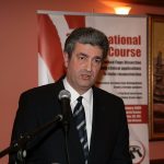 O Χειρουργός Ορθοπεδικός- Μικροχειρουργός Χεριού κ Ιωάννης Α. Ιγνατιάδης