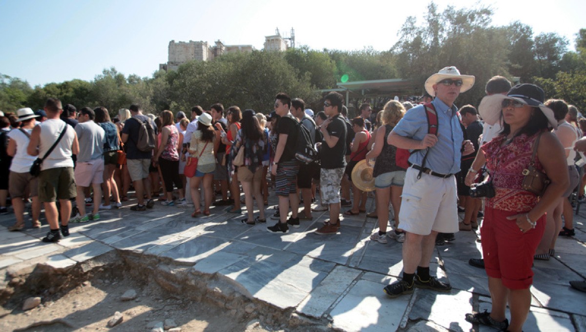 focus: ρεκόρ δεκαετιών στον τουρισμό στην ελλάδα λόγω της ηρεμίας στο εσωτερικό της focus: ρεκόρ δεκαετιών στον τουρισμό στην ελλάδα λόγω της ηρεμίας στο εσωτερικό της