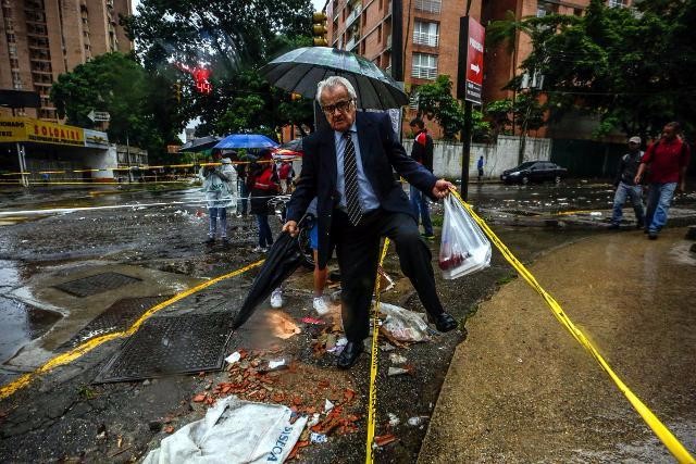 τι συμβαίνει τελικά στη βενεζουέλα; τι συμβαίνει τελικά στη βενεζουέλα;