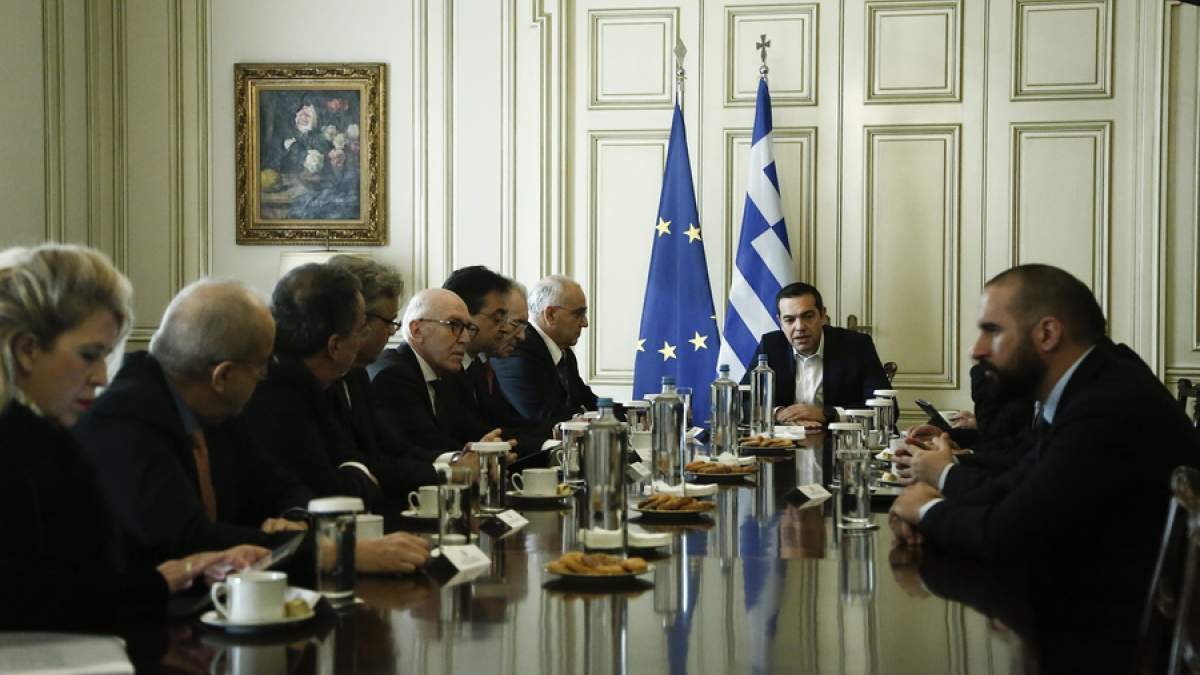 τσίπρας προς τραπεζίτες: προστασία πρώτης κατοικίας – βάλτε στο στόχαστρο τους μεγαλομπαταχτζήδες τσίπρας προς τραπεζίτες: προστασία πρώτης κατοικίας – βάλτε στο στόχαστρο τους μεγαλομπαταχτζήδες