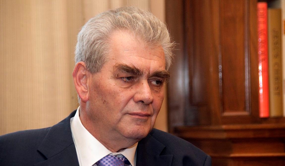 δ. παπαγγελόπουλος: ούτε βήμα πίσω στη μάχη κατά της διαφθοράς δ. παπαγγελόπουλος: ούτε βήμα πίσω στη μάχη κατά της διαφθοράς