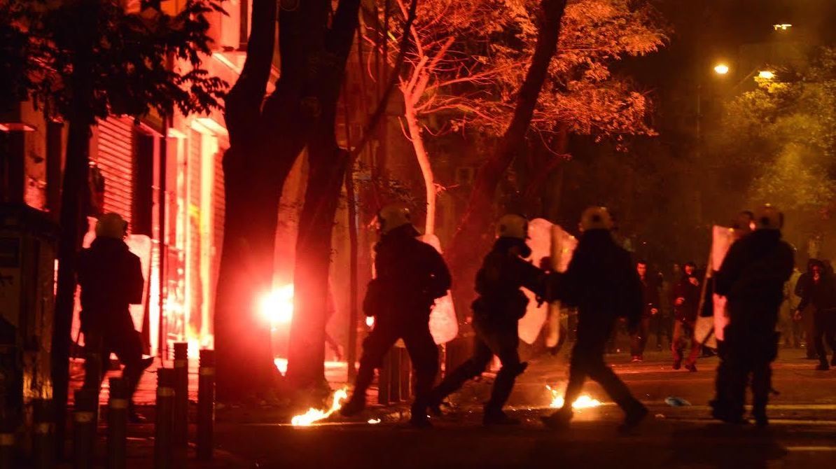 ναι το ποτάμι δε στερεύει καθάριο τρέχει το νερό (music vid) ναι το ποτάμι δε στερεύει καθάριο τρέχει το νερό (music vid)