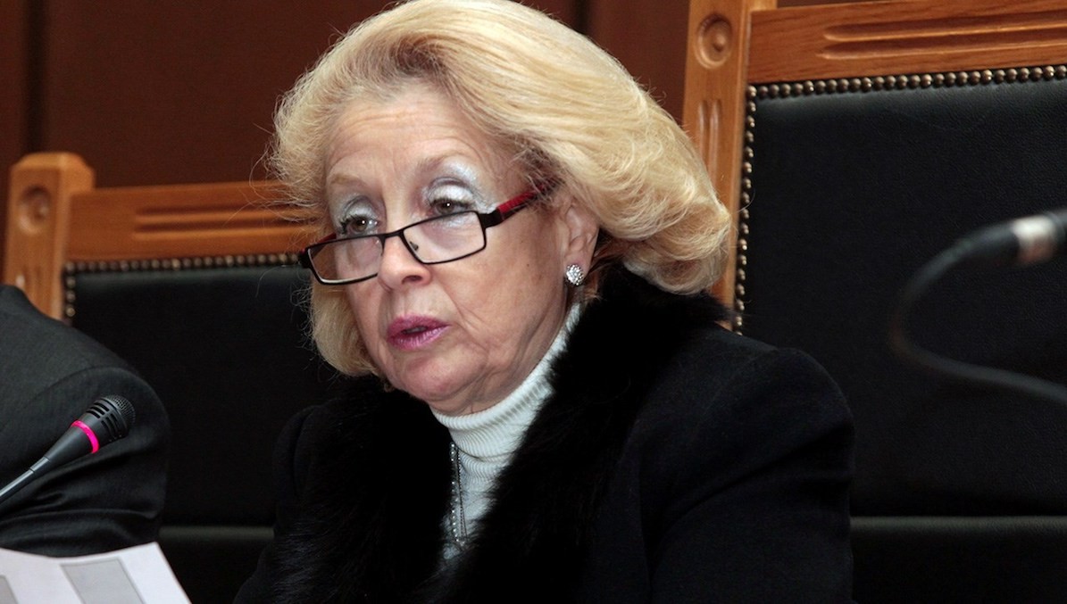 «οι ανακριτές διαφθοράς έχουν αποκλειστική αρμοδιότητα για τη διερεύνηση των εγκλημάτων κατά της διαφθοράς» «οι ανακριτές διαφθοράς έχουν αποκλειστική αρμοδιότητα για τη διερεύνηση των εγκλημάτων κατά της διαφθοράς»