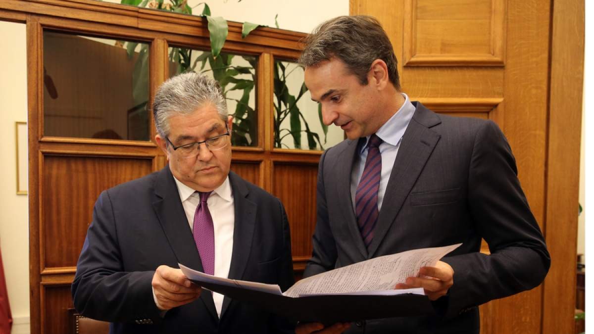 συλλαλητήριο κουτσούμπα με επιχειρήματα μητσοτάκη συλλαλητήριο κουτσούμπα με επιχειρήματα μητσοτάκη