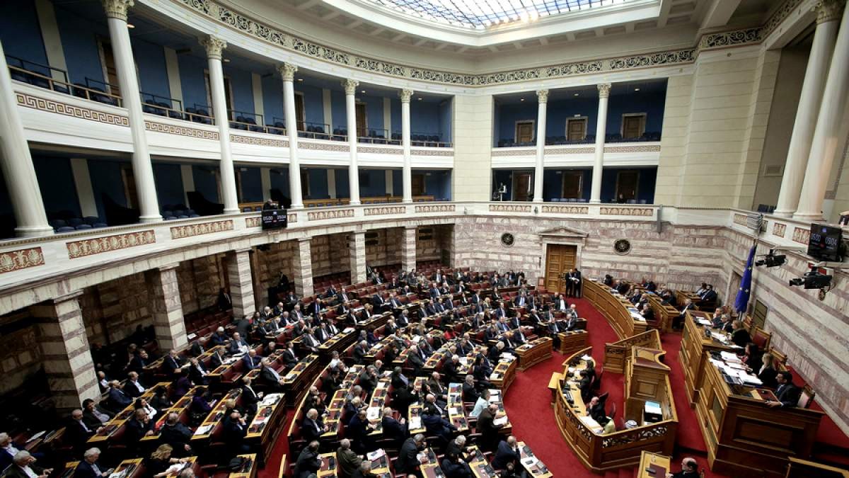 προσχώρηση των έξι στην κυβερνητική πλειοψηφία προσχώρηση των έξι στην κυβερνητική πλειοψηφία