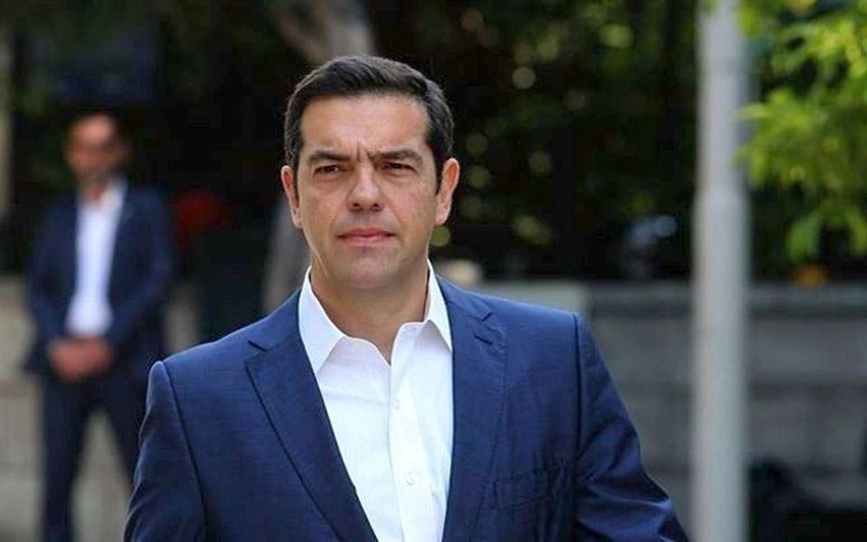 Έχει καθαρό βλέμμα και καθαρά χέρια. Αυτά μου αρκούν Έχει καθαρό βλέμμα και καθαρά χέρια. Αυτά μου αρκούν